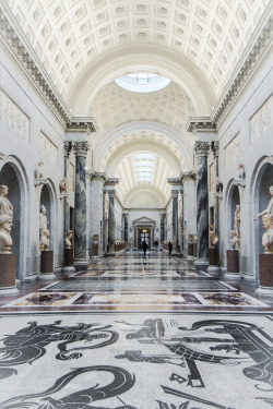iase1977:  ©iase1977 The New Wing Vatican museums 