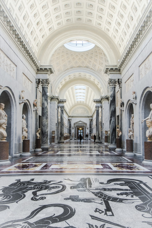 iase1977: ©iase1977 The New Wing Vatican museums