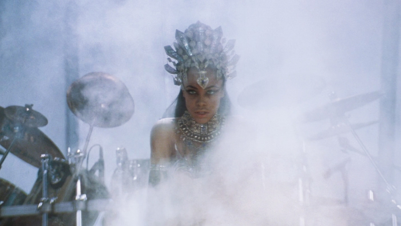horroredits: Aaliyah as Queen Akasha in Queen of the Damned (2002) 