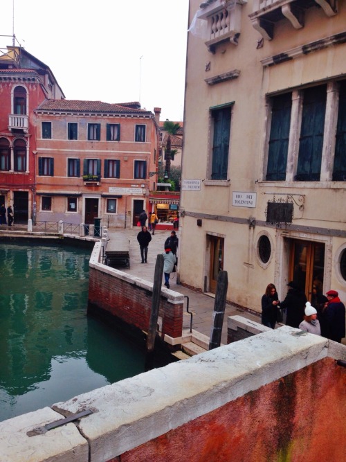 Venice is literally one of the prettiest places in this world! Not comparable to any other city I&rs