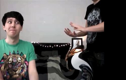 litsy-kalyptica:  tugbutt:  ohshititsgreg:  *friendly boner*  broner  