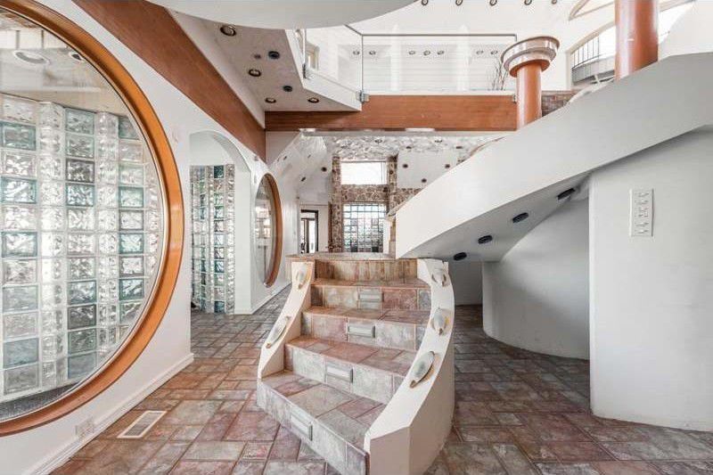 househunting:  $1,750,000 /11 brIndianapolis, INi’m so confused. submission. built