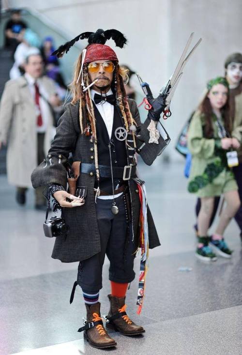 stunningpicture:  Every Johnny Depp in one cosplay