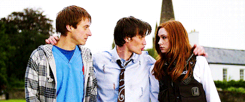 expelliarmus: DW Meme 2.0 | Four friendships [2/4]The Eleventh Doctor and the Ponds
