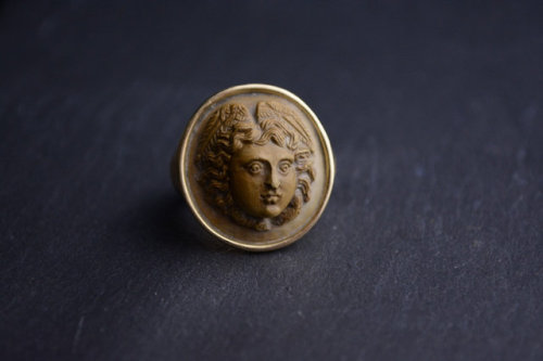 allaboutrings:Antique Georgian 9k Gold Carved Lava Medusa Cameo Ring