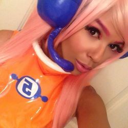 hideo-brojima:cosplayingwhileblack:Character: UlalaSeries: Space Channel 5 SUBMISSION  Oh my gosh so perfect