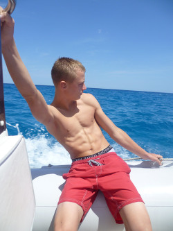 crushingblower:  Boat boy 