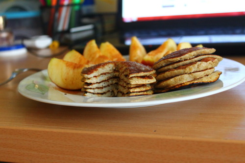 a-fitness-fantasy:  fitlolli:  My breakfast today :) Banana pancakes (mixed banana, oats, an egg and