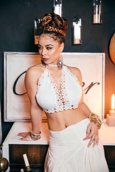 polochappell:  Crystal Westbrooks  She&rsquo;s so naturally pretty!