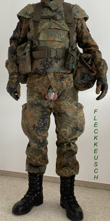 73likerubber:fleckkeusch:  Ready for guard duty  so meldest Du Dich zur Ausbildung?!Also unter die F