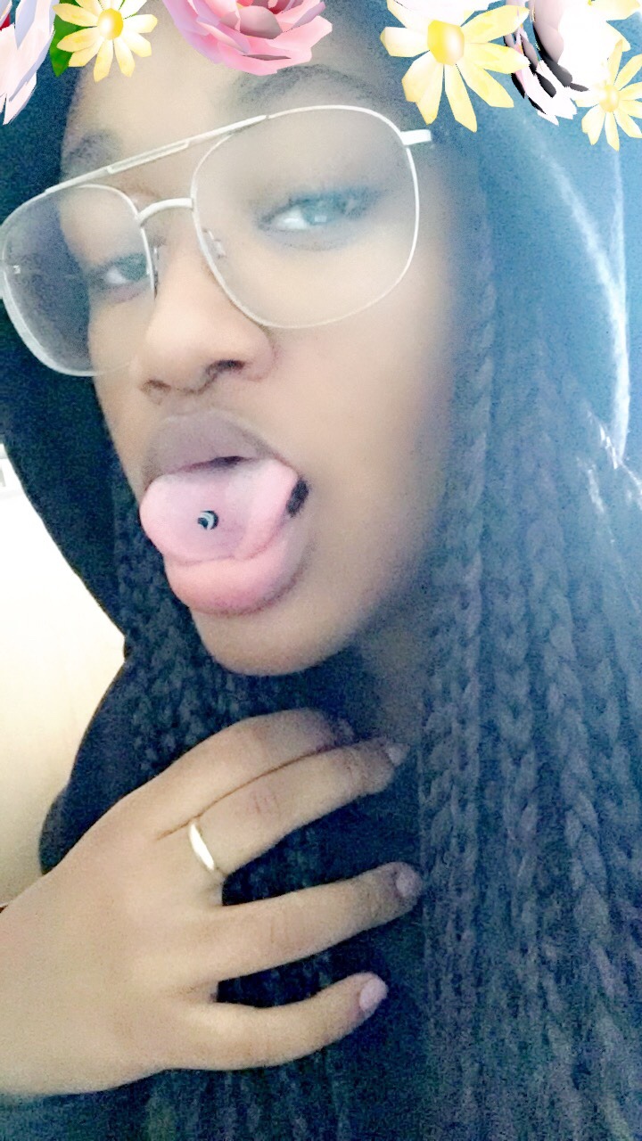 ohhfuxk:  happy black out day from ur fav naked babe✨