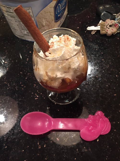 little-elle: my momma aka @kittentestedmommyapproved made me apples and ice cream wif a cute spoonLo