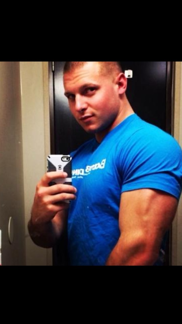 militarymencollection:  military men collection 