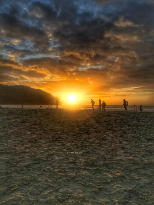 Las Cuevas beach, sunset. North Coast, Trinidad. Copyright 2018 Troy De Chi. All rights reserved.