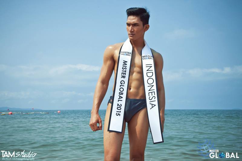 hunkxtwink:  Mr Indonesia Mr Global 2015 Hunkxtwink - More in my archive