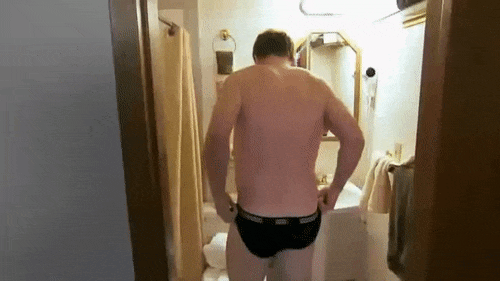 lamarworld:  GIFS of Gordan Ramsey ass 