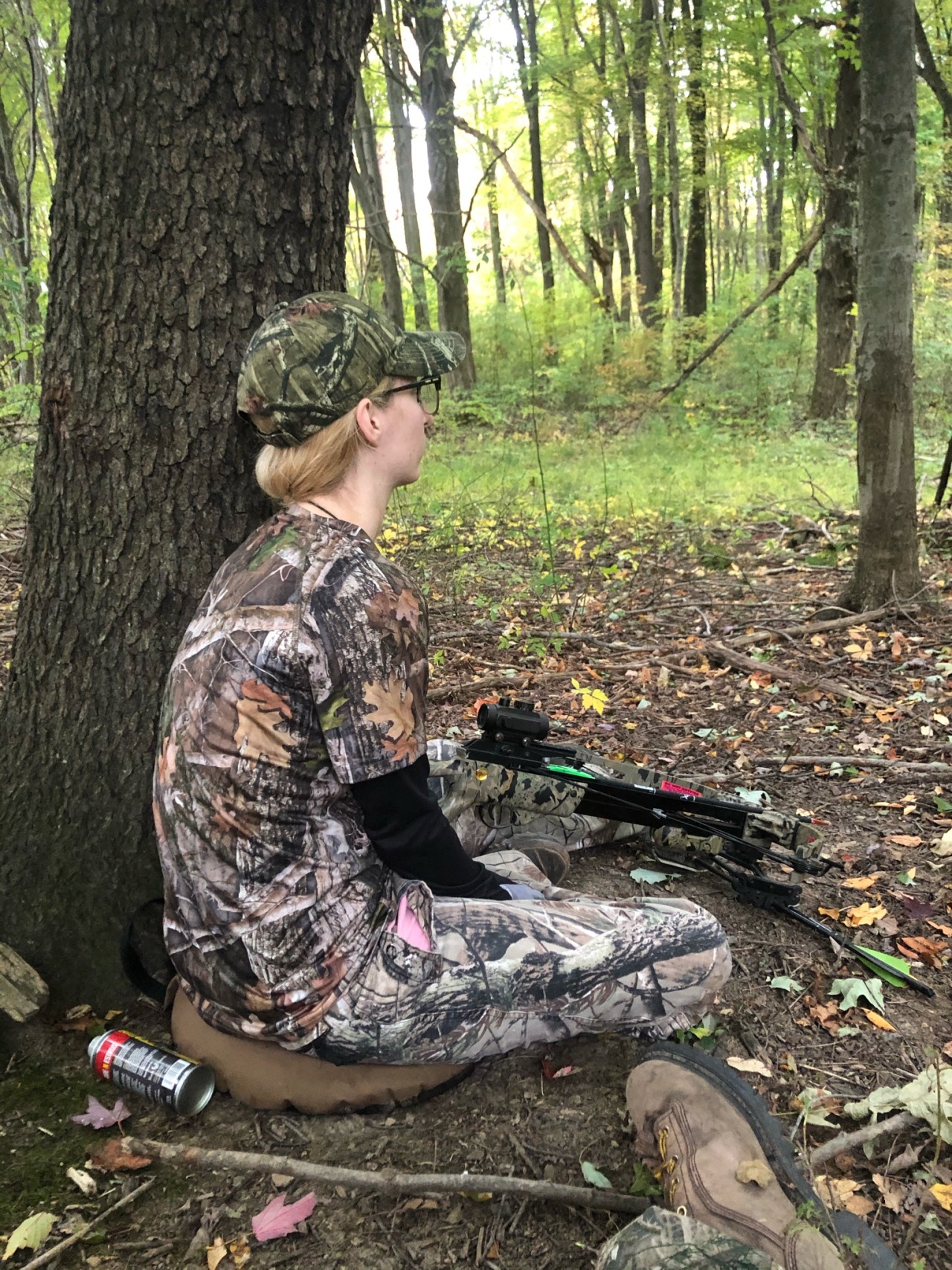 Another date night in the woods 🦌🏹🥰 We saw a couple of Does but they also saw us and spooked before I could even attempt to get a sight on them. It’s ok still a great night in the woods with my girl 🥰🥰 @katiiie-lynn 