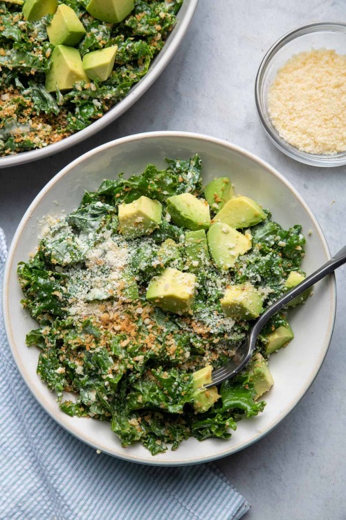 fattributes: Avocado Kale Caesar Salad with Garlic Breadcrumbs