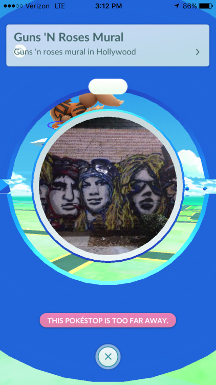 katrinarockstar:When a GnR mural is a Pokemon go stop