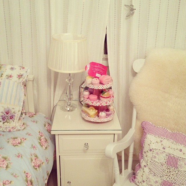 listen-rain-on-rof:  Had to share this @WeHeartIt http://weheartit.com/entry/169524876/via/mermaidmermaid