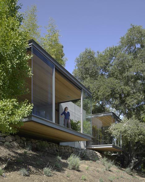 thekhooll:  Tea Houses Architects Swatt | Miers have suspended three glass pavilions over the edge of a valley in northern California 