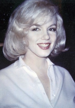 retrogasm:  Miss Monroe 