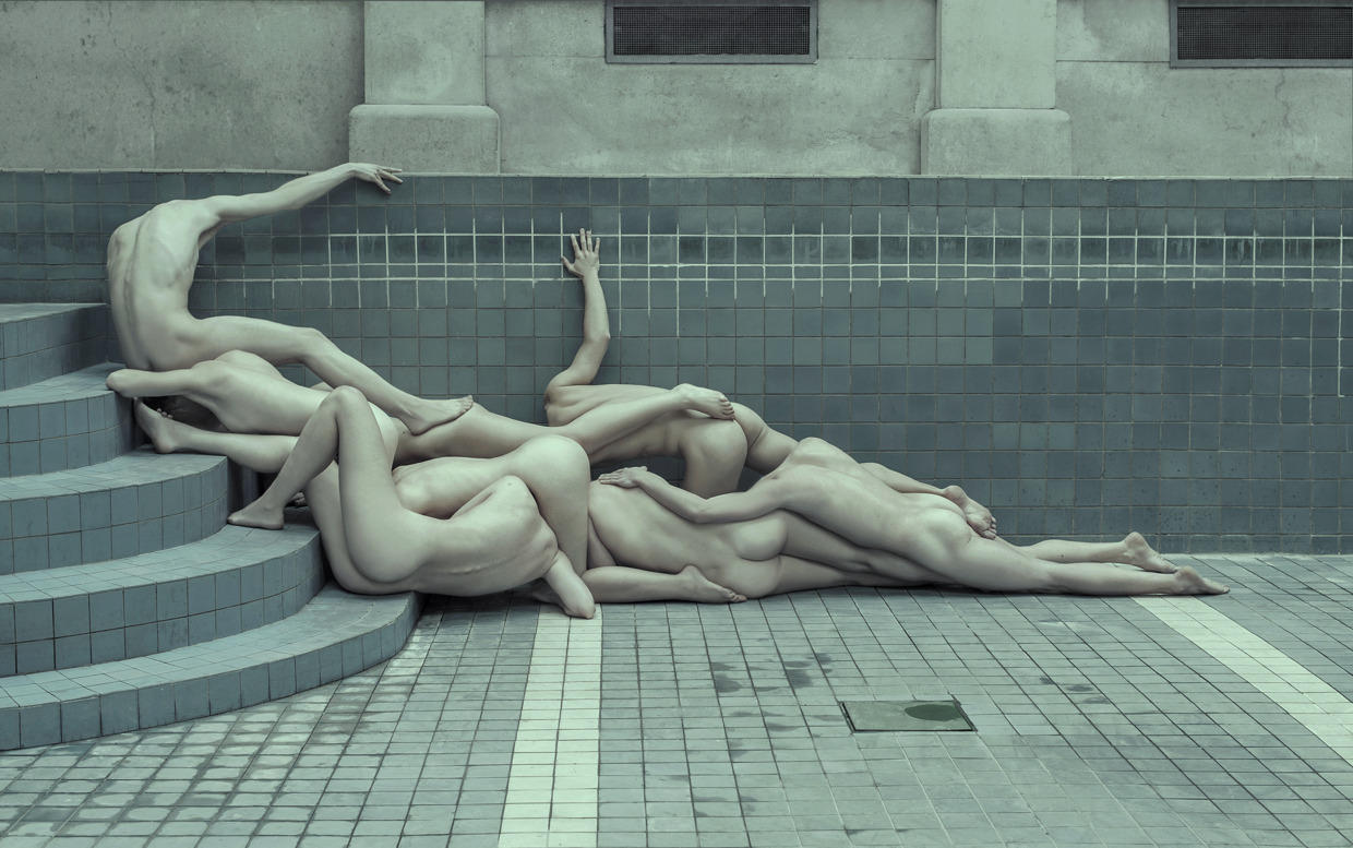 devidsketchbook:  EVELYN BENCICOVA PHOTOGRAPHY Photography and art direction: Evelyn