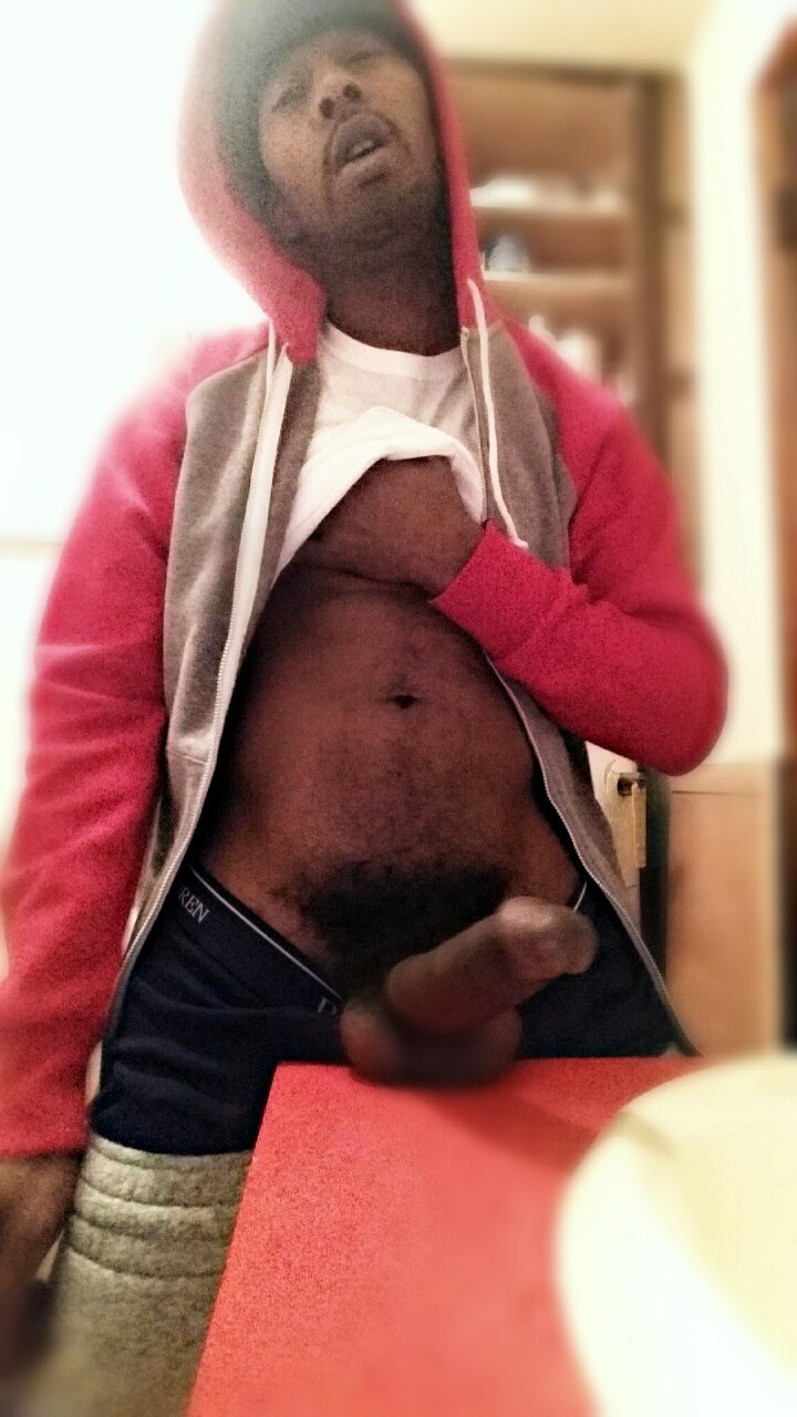 essfitcee:  forever21wildboy:Exactly how he would look if I was giving him the goods.