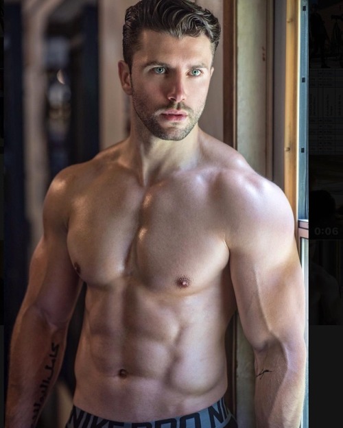 alejudas:Kamil Nicalek by Photographer Jon Malinowski
