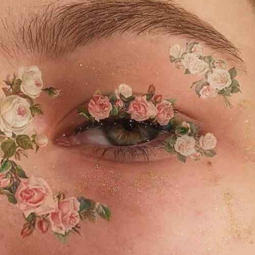 slytherinnpride:all that flowers.