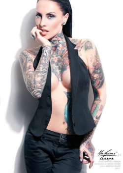 sexy women and ink.