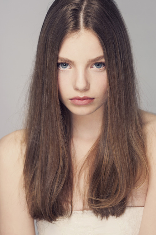 maru358:Kristine Froseth