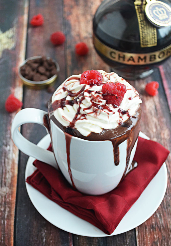 boozybakerr:  Boozy Raspberry Hot Chocolate 