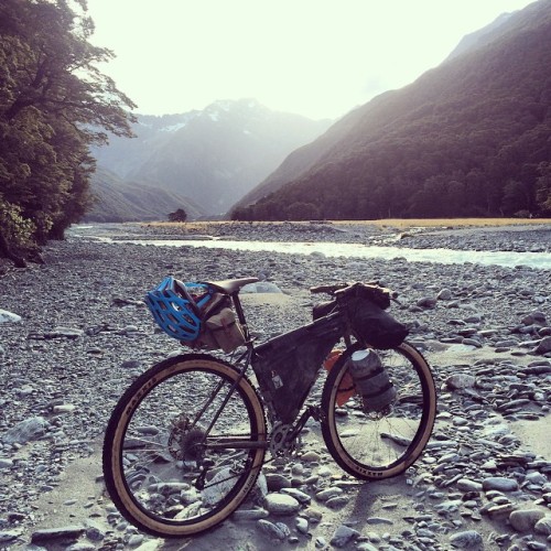 ultratradition:  Cycle-touring enthusiasts have to stick together: Pam in Omarama saved the trip by 