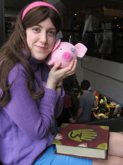 doubtingsalmon:  A pic of my Mabel costume