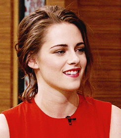 :  Kristen Stewart on Live! with Kelly and Michael | November 2012 