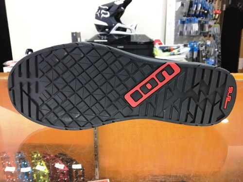 matebax:ION / RAID_AMP FLAT SOLE SHOE - トレイルストア日記