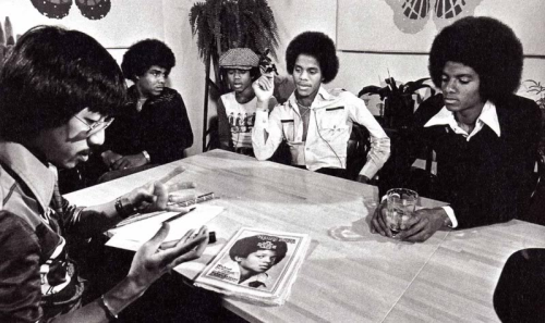 young-michaels-afro: Michael Jackson at his Encino home 1978
