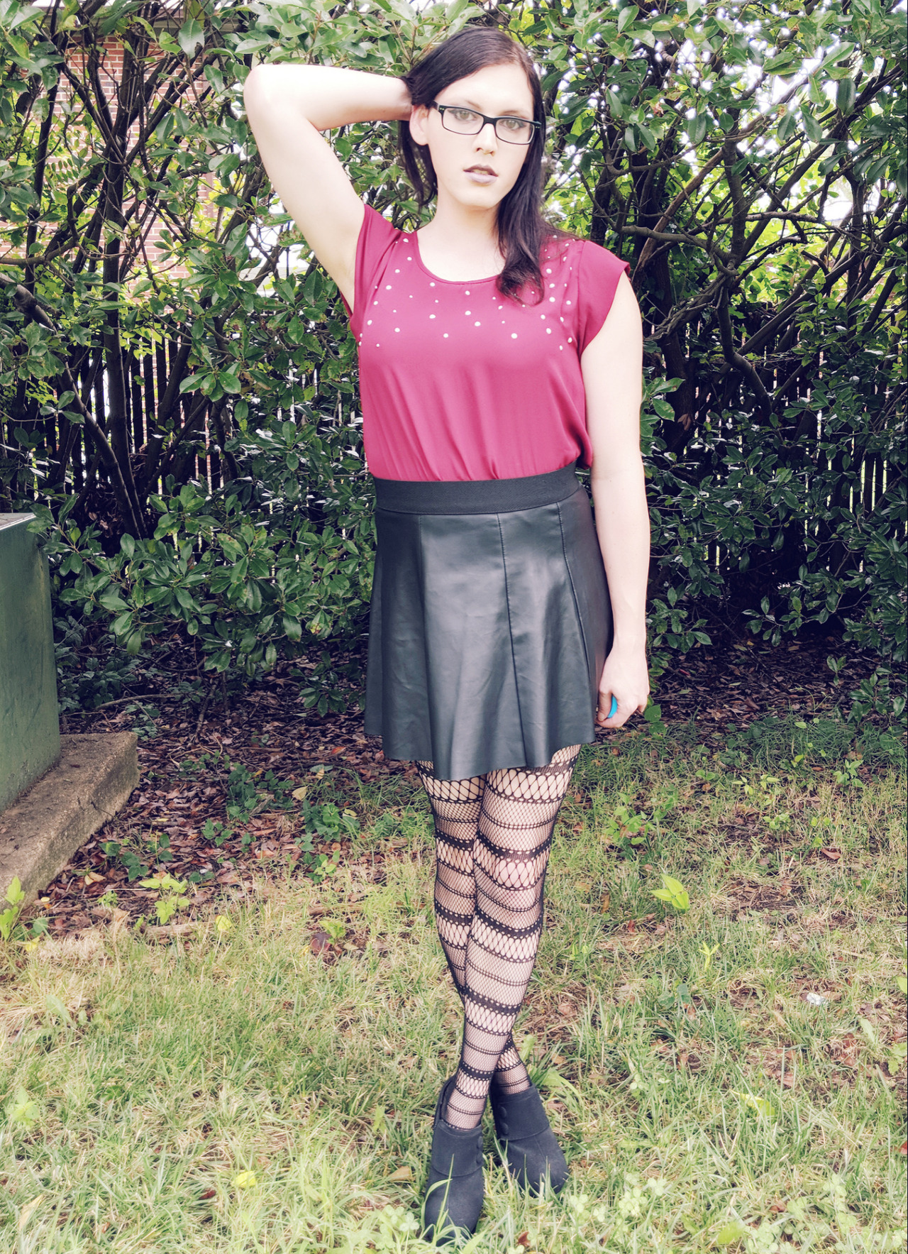 claralove89:  Another set in these gorgeous tights! And a leather skirt, because