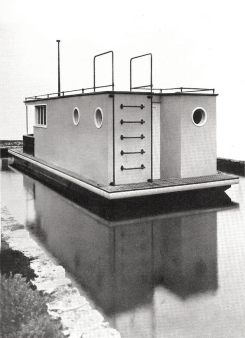 Fred Forbát, houseboat for the weekend, Berlin-Wannsee, 1927. Designed for the family of Adolf Somme