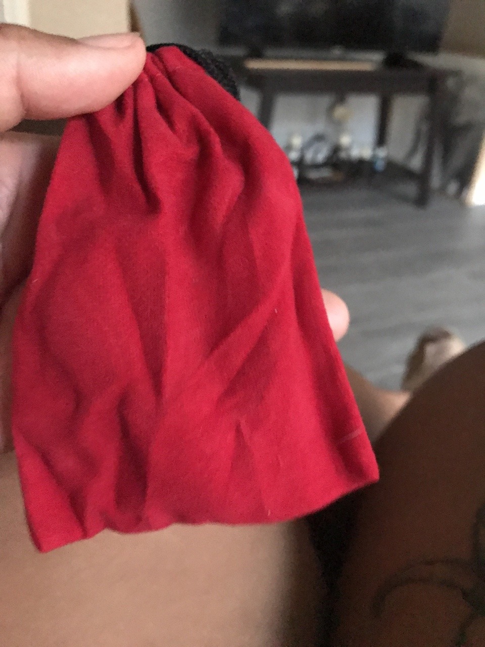 clearmind-healthybeing:  mermaidnympho:Oh la la and it came in a little pouch how