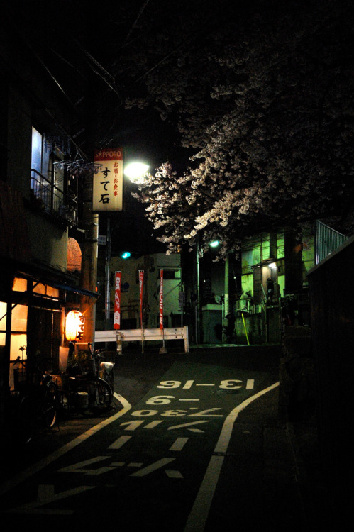 japan-overload:  by Y_suke  