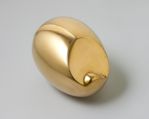 The Newborn. Version I, 1920 Constantin Brancusi