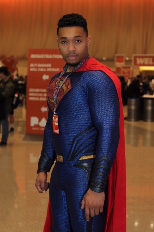 superheroesincolor: Superman by   ml8807   /  #28DaysofBlackCosplay   “From Spider-Man to Superman. Black excellence.”  Get the comics here  [Follow SuperheroesInColor faceb / instag / twitter / tumblr / pinterest]  