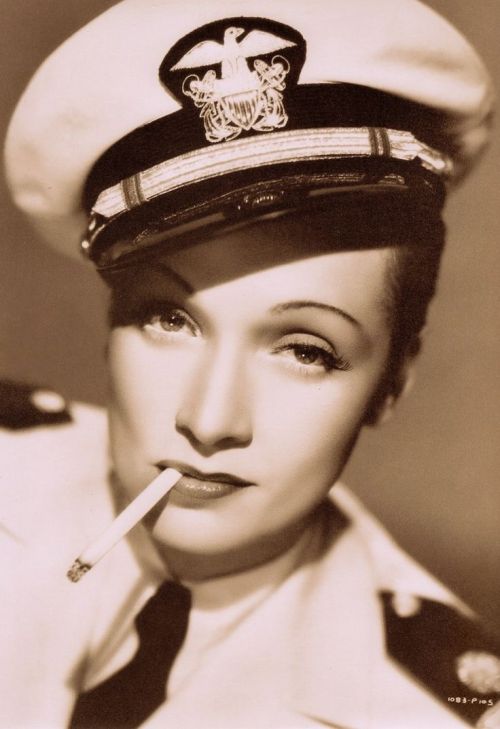 24hoursinthelifeofawoman:“at the best of times gender is difficult to determine.” Marlene Dietrich