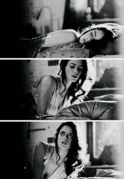 cigarettes-and-effy:  killing me on the daily 