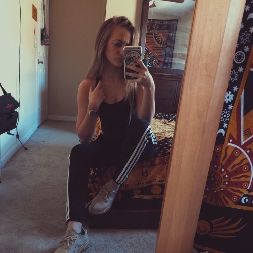 taysap:  yzy 