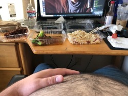 daddysboykuma:  Gotta keep this bear belly