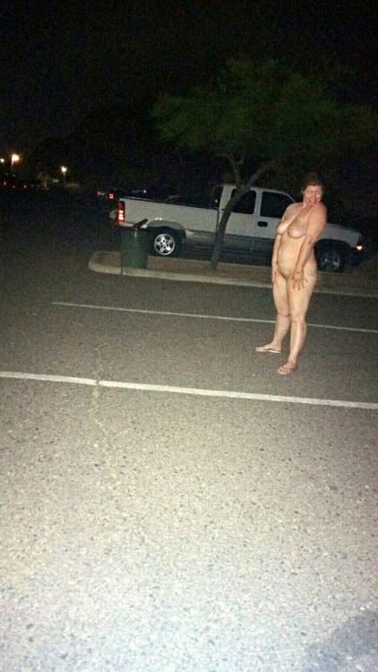 flashingchallenge: Walking through the parking lot naked! Thanks for looking! ChellyWallSubmission 1