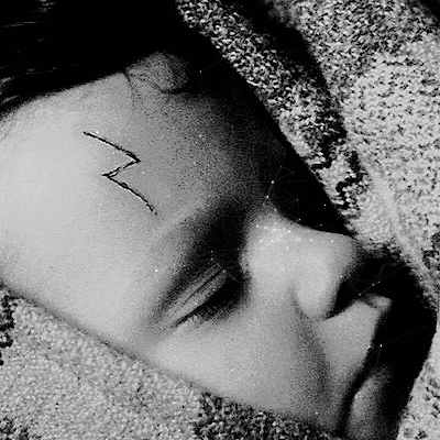 hermicnegrvnger: Aesthetic posts ►Harry Potter“This boy will be famous. There won’t be a child in ou